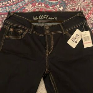 Wallflower instant stretch jeans. Color: Vibe NWT